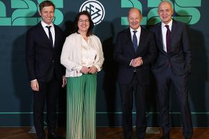 DFB feiert Jubiläum mit Festakt in Leipzig