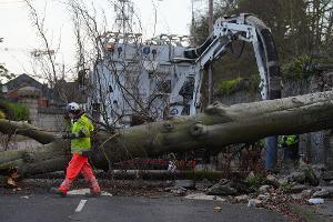 Sturm Éowyn: Ein Toter in Irland