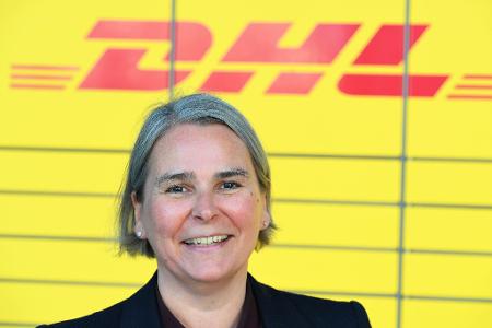 Die Post-Deutschlandchefin Nikola Hagleitner hat gut lachen: Ihre Firma ist Elektro-Vorreiter in der Paketbranche.