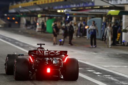 Formel 1: Mercedes zeigt fertigen Boliden erst nach Eröffnung Formel 1: Mercedes zeigt fertigen Boliden erst nach Eröffnung