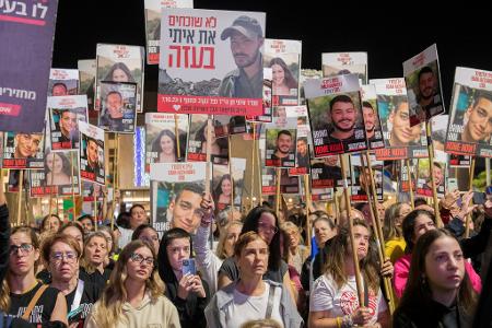 Die israelisch-deutsche Geisel Arbel Yehud soll am Donnerstag freikommen. (Archivbild)