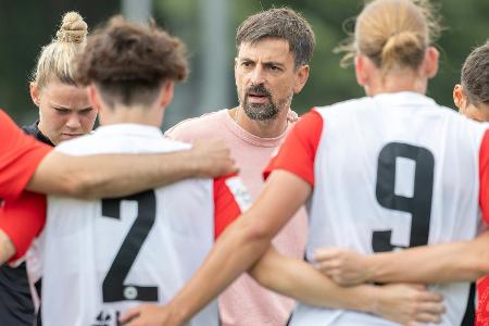 Titelhunger treibt Eintracht-Frauen an: Titelhunger treibt Eintracht-Frauen an: