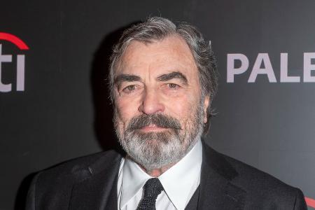 Tom Selleck feiert Geburtstag: Mit Vollbart in die 80er Tom Selleck feiert Geburtstag: Mit Vollbart in die 80er