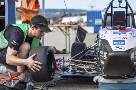 Beschleunigungs-Weltrekord mit E-Auto von Schweizer Studenten