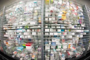 Ein Handelskonflikt mit den USA könnte die Produktion von Arzneien in Deutschland treffen, warnt die Pharmaindustrie (Archivbild)