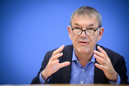 UNRWA-Chef Lazzarini warnte vor Folgen für die Waffenruhe in Gaza durch Israels Arbeitsverbot. (Archivbild) 