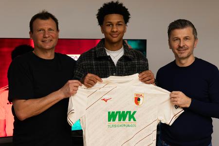 Augsburg verpflichtet Sturmtalent Motowilczuk aus Babelsberg Augsburg verpflichtet Sturmtalent Motowilczuk aus Babelsberg