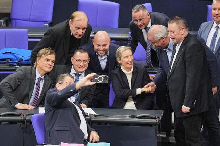 Die AfD sieht nach der Migrations-Abstimmung den Beginn einer 