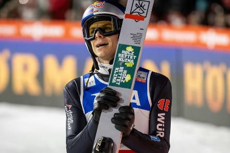 Skispringen: Deutsches Mixed-Team in Willingen auf Rang drei Skispringen: Deutsches Mixed-Team in Willingen auf Rang drei