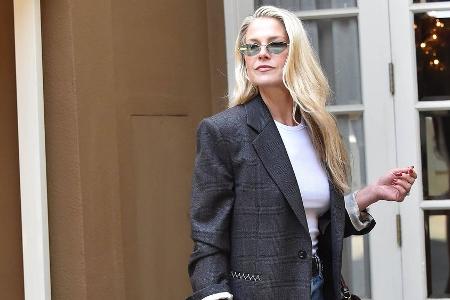 Der Blazer für den Winter 2025: So trägt man das Trendstück Der Blazer für den Winter 2025: So trägt man das Trendstück
