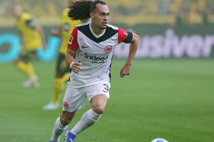 Bis 2029: Theate bleibt bei der Eintracht