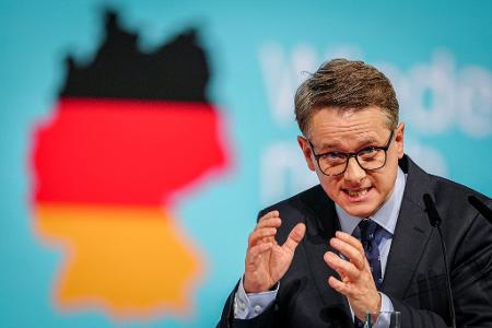 CDU-Generalsekretär Carsten Linnemann attackierte SPD und Grüne.