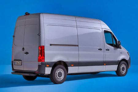02/2025 Mercedes Sprinter Geburtstag 3 Generationen