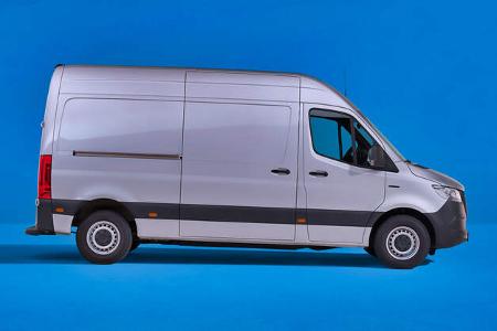 02/2025 Mercedes Sprinter Geburtstag 3 Generationen