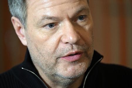 Sucht das Gespräch mit Kanada über US-Zölle: Wirtschaftsminister Robert Habeck (Archivbild) Sucht das Gespräch mit Kanada über US-Zölle: Wirtschaftsminister Robert Habeck (Archivbild)