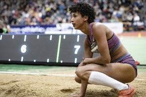 Umstrittene Reform: Weitsprung-Weltpremiere in Düsseldorf