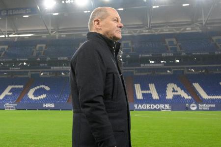 Kanzler Scholz auf Schalke: Kanzler Scholz auf Schalke: