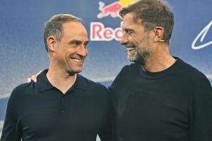 Ein Monat im Amt: Klopp weiter auf Weltreise