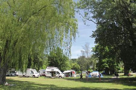 Campingplatz vs. Stellplatz Campingplatz vs. Stellplatz