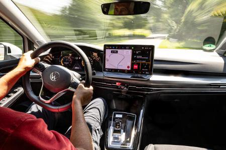 VW Golf 8.5 1.5 eTSI, Cockpit