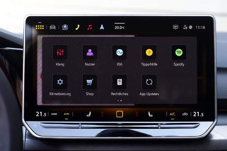 VW Golf 8.5 1.5 eTSI, Infotainment, Touchscreen