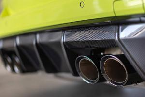 Bauschaum-Attacke auf Autos