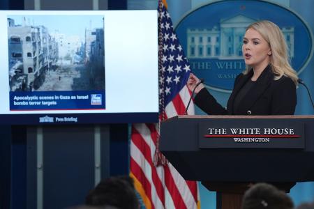 Das Weiße Haus bemüht sich, die Äußerungen von Trump zur Zukunft des Gazastreifens zu entschärfen.