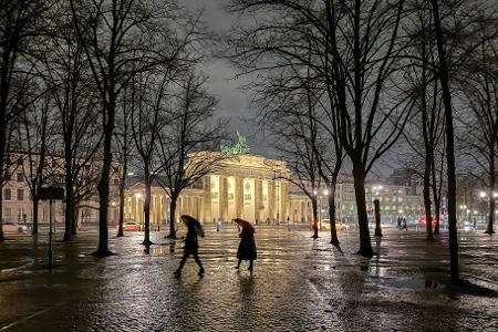 Das politische Berlin muss erstmals einen Wahlkampf im Winter meistern (Archivbild).