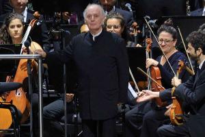 Dirigent Daniel Barenboim gibt Parkinson-Erkrankung bekannt