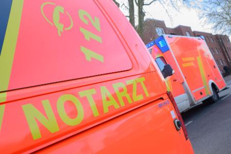 Für die Rettungsdienste war es schwierig, den Mann zu erreichen (Symbolbild). Für die Rettungsdienste war es schwierig, den Mann zu erreichen (Symbolbild).