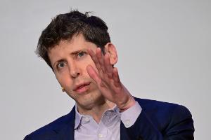 Laut Sam Altman ist der wachsende Energiebedarf für die Anwendungen Künstlicher Intelligenz gerechtfertigt. 