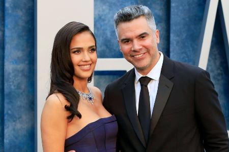 Jessica Alba macht Scheidung von Cash Warren offiziell Jessica Alba macht Scheidung von Cash Warren offiziell