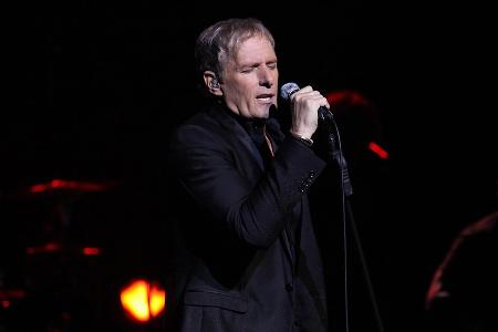 Michael Bolton sagt nach Not-OP Konzert in London ab Michael Bolton sagt nach Not-OP Konzert in London ab