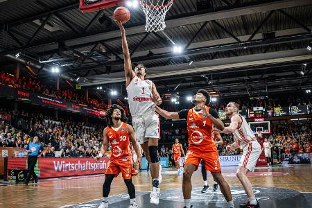 BBL: Bayern patzt, Alba siegt BBL: Bayern patzt, Alba siegt