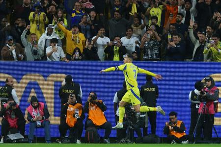 Medien: Ronaldo wird bei Al-Nassr bis 2026 verlängern Medien: Ronaldo wird bei Al-Nassr bis 2026 verlängern