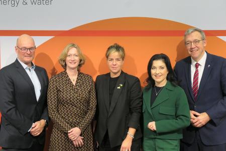 Wie die Kosten der Energiewende besser verteilt werden können, ist eines der Themen der Energiefachmesse E-world in Essen.