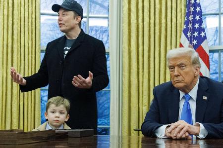 Im Oval Office: Elon Musks Sohn stiehlt Donald Trump die Show Im Oval Office: Elon Musks Sohn stiehlt Donald Trump die Show