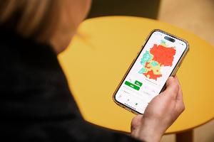 Feinstaub, Ozon, Stickstoffdioxid: Wie es um die Luftqualität in der eigenen Region steht, lässt sich mit Hilfe der App "Luftqualität" des Umweltbundesamtes herausfinden.