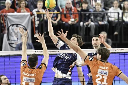 Lüneburg legt vor - Berlin in der Königsklasse unter Druck Lüneburg legt vor - Berlin in der Königsklasse unter Druck