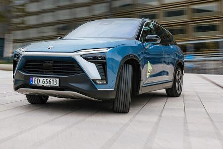 Nio ES8