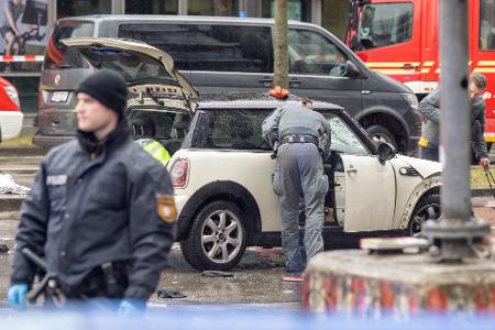 Laut Polizei wurden viele Menschen verletzt.