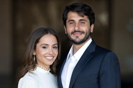 Baby-News: Prinzessin Iman von Jordanien ist erstmals Mutter geworden Baby-News: Prinzessin Iman von Jordanien ist erstmals Mutter geworden