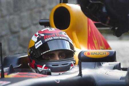 Sebastien Buemi - Red Bull - Showrun - Gotthard-Pass - RB8 - 2017