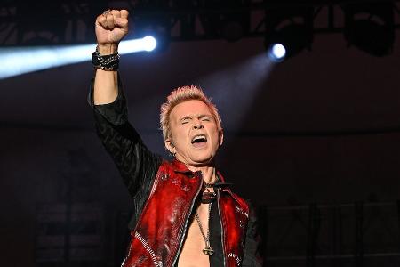 Rocklegende Billy Idol kommt für vier Konzerte nach Deutschland Rocklegende Billy Idol kommt für vier Konzerte nach Deutschland