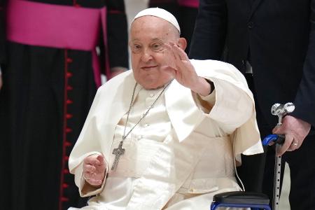 Seit Freitag wird Papst Franziskus in einer Klinik behandelt. (Archivbild)