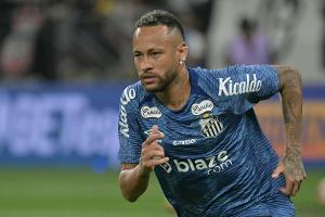 Zu viel Kunstrasen: Neymar sorgt sich um Qualität