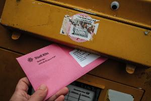 Wahlbriefe sollten bis zum 20. Februar bei der Post abgegeben werden. (Archivbild) 