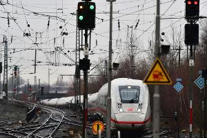 Bessere Mobilfunkversorgung in der Bahn durch neue Technik