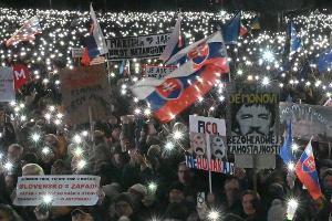 Eine Hauptforderung der Demonstranten war der Rücktritt von Ministerpräsident Fico.