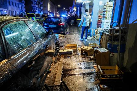 Rund 50 Menschen waren laut Polizei an der Schlägerei beteiligt.